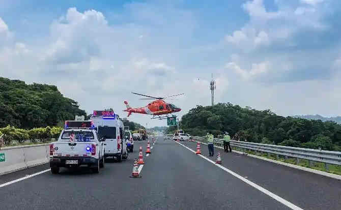 平房区高速公路汽车救援案例